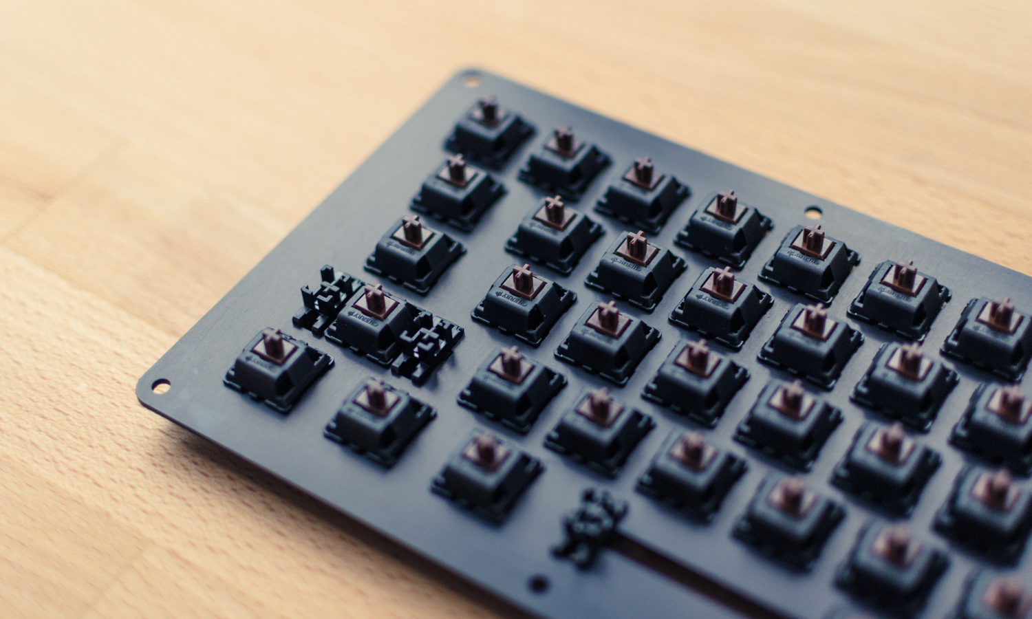 Black anodized Aluminium cover and bottom plates for 68Keys.io mechanical keyboard (Details, Close-Up)